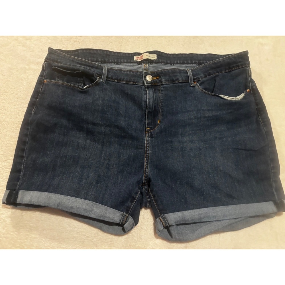 Levi Signature Strauss Jean Shorts Women's 22 Cuff Mid Rise Dark Wash‎ Plus